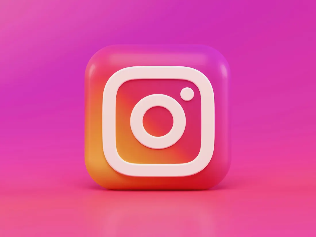Social media app icon on a bright pink background